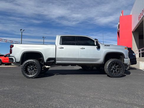 Used 2022 Chevrolet Silverado 2500 LTZ image 29