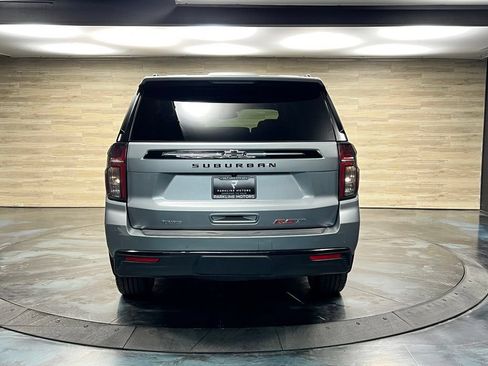 Used 2024 Chevrolet Suburban RST w/ Luxury Package AWD/4WD image 15