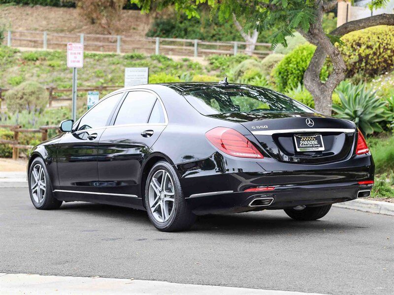 Used 2016 Mercedes-Benz S 550 Sedan image 3