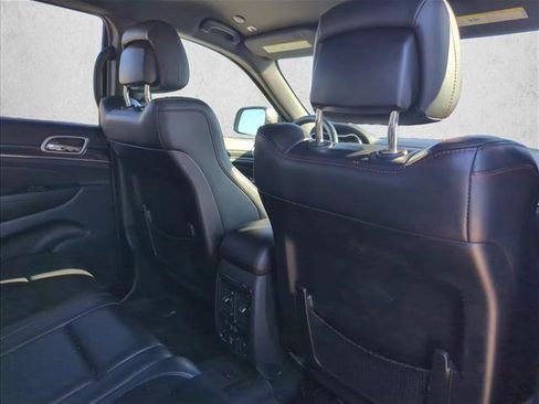 Used 2018 Jeep Grand Cherokee Trailhawk image 19