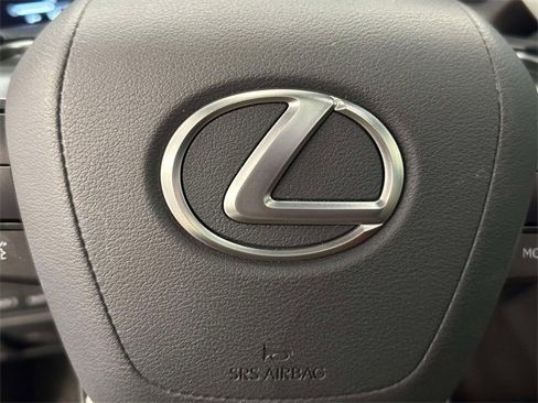 Certified 2025 Lexus GX 550 image 29
