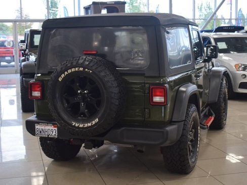 Used 2021 Jeep Wrangler Sport image 23