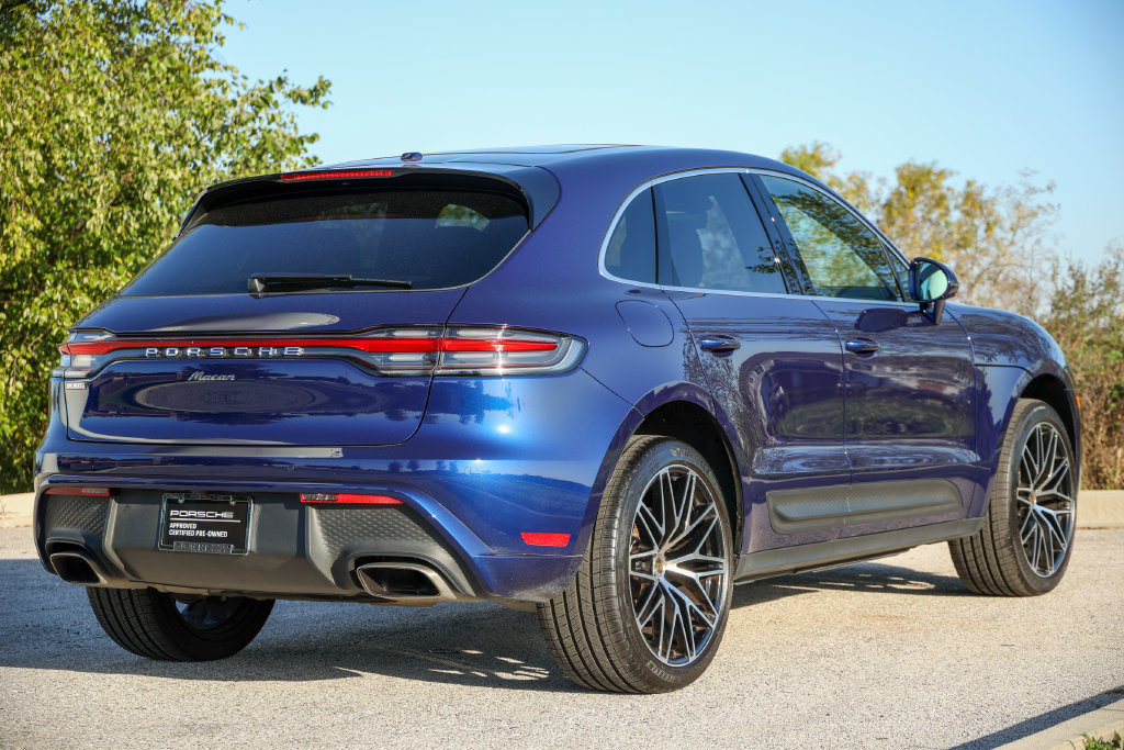 Certified 2026 Porsche Macan AWD/4WD image 18