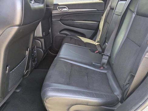Used 2021 Jeep Grand Cherokee Laredo X RWD image 19