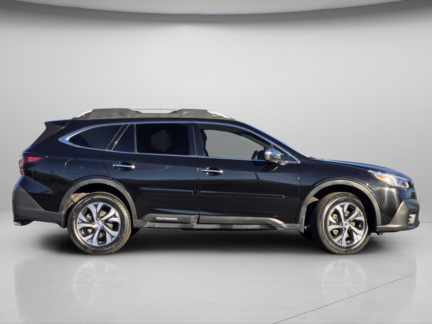 Used 2020 Subaru Outback Touring XT AWD/4WD image 28