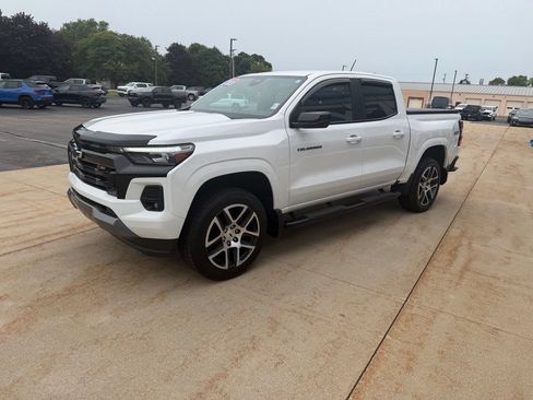 Used 2023 Chevrolet Colorado Z71 w/ Z71 Convenience Package 2 AWD/4WD image 7