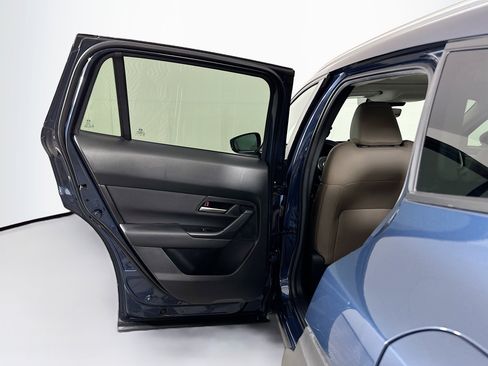 Used 2025 MAZDA CX-50 AWD 2.5 S w/ Premium Package image 26