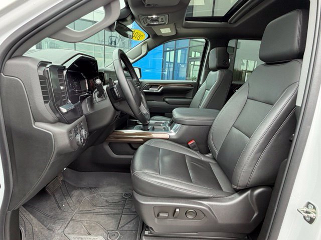 Used 2024 Chevrolet Silverado 1500 RST w/ RST All Star Premium Package AWD/4WD image 14