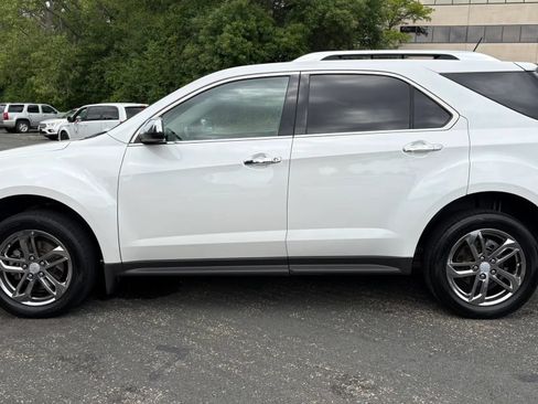Used 2017 Chevrolet Equinox Premier w/ Enhanced Convenience Package AWD/4WD image 6