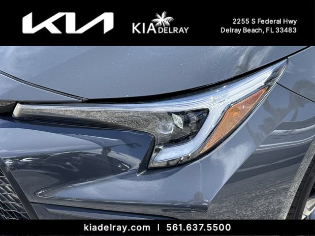 Used 2025 Toyota Corolla SE FWD image 6