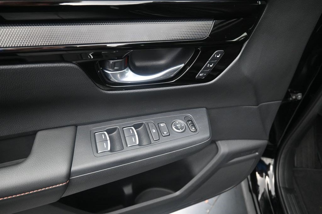 Used 2024 Honda CR-V Sport Touring image 18