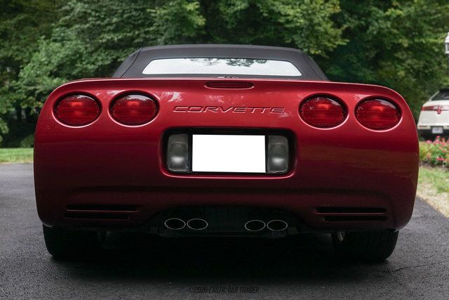 Used 2004 Chevrolet Corvette Convertible w/ Preferred Equipment Group RWD image 20