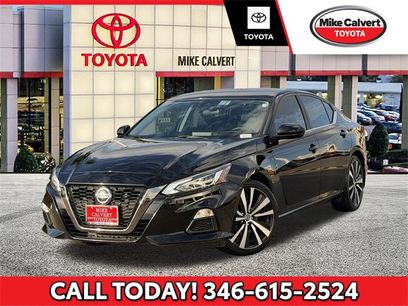 Used 2022 Nissan Altima 2.5 SR