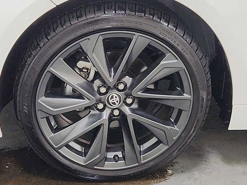 Certified 2025 Toyota Corolla SE image 10