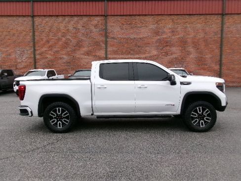 Used 2023 GMC Sierra 1500 AT4 w/ AT4 Premium Package image 2
