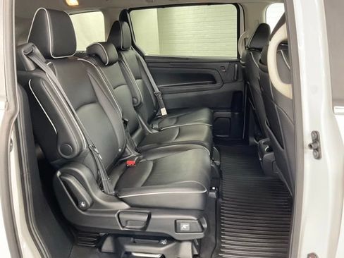 Certified 2025 Honda Odyssey Touring image 18