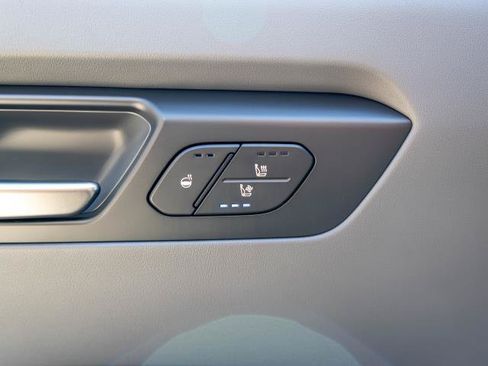 Certified 2024 Kia EV9 Wind AWD/4WD image 20