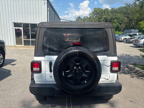 Used 2021 Jeep Wrangler Unlimited Sport image 8