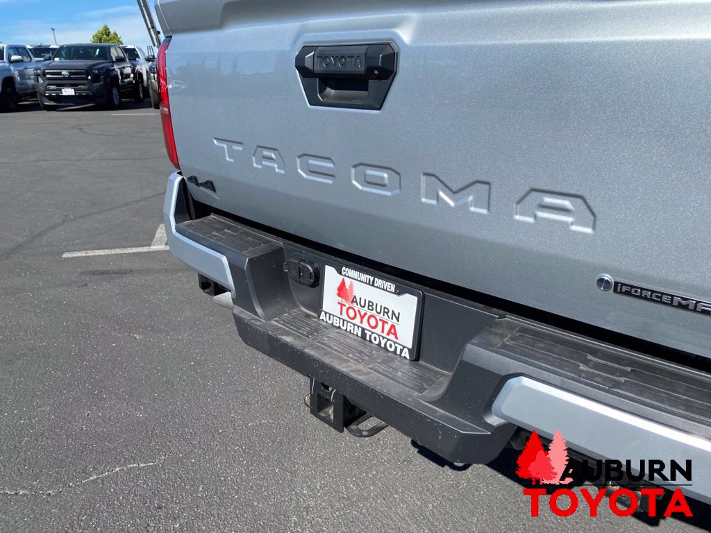 New 2026 Toyota Tacoma TRD Off-Road AWD/4WD image 9