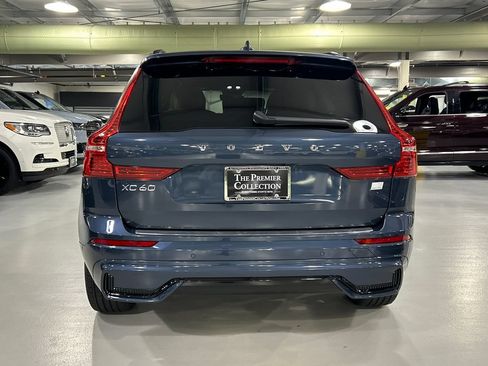 Certified 2024 Volvo XC60 T8 Ultimate w/ Climate Package AWD/4WD image 3