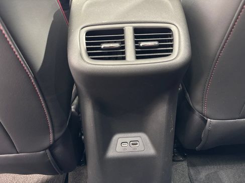 Used 2023 Buick Envision Essence w/ Sport Touring Package AWD/4WD image 40