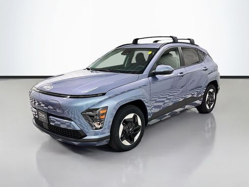 Used 2025 Hyundai Kona SEL FWD image 4