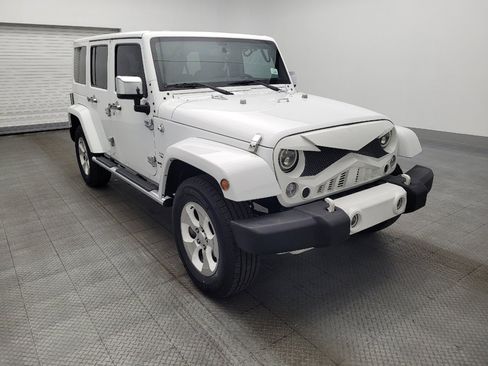 Used 2017 Jeep Wrangler Unlimited Sahara w/ Mopar Chrome Edition Group image 14