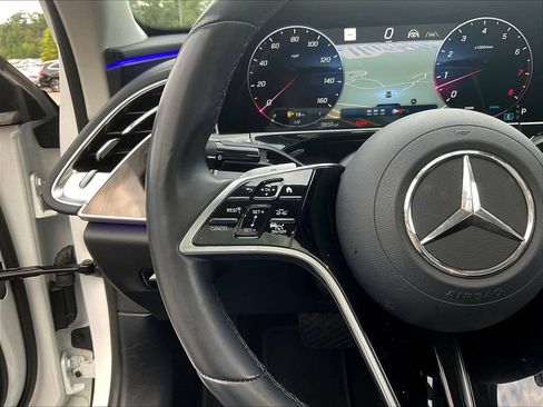Certified 2024 Mercedes-Benz E 350 4MATIC Sedan image 13