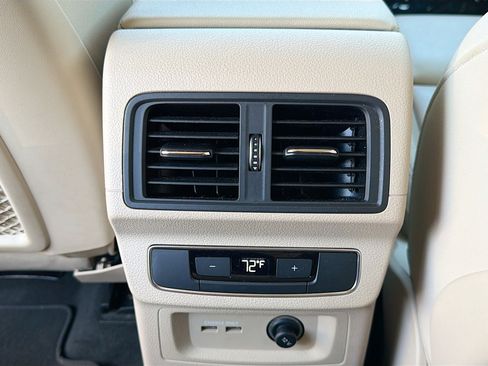 Used 2021 Audi Q5 Premium Plus w/ Premium Plus Package image 20