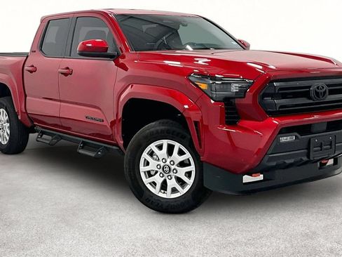 Used 2026 Toyota Tacoma SR5 AWD/4WD image 1