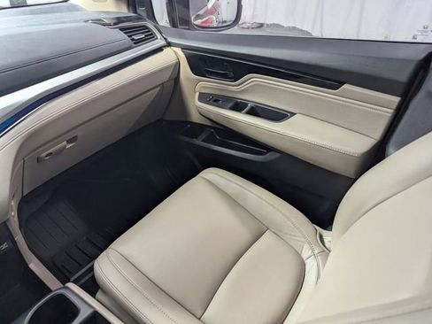 Used 2021 Honda Odyssey Touring image 8