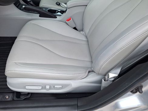 Used 2022 Acura ILX w/ Premium Package FWD image 15