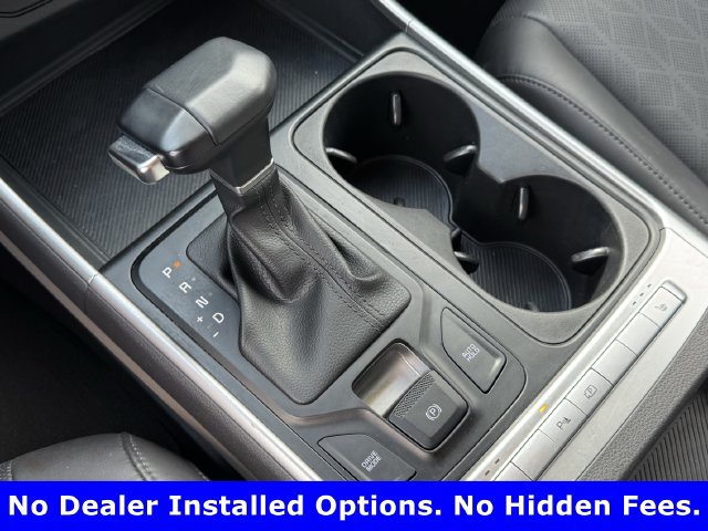Used 2025 Kia Carnival FWD image 17
