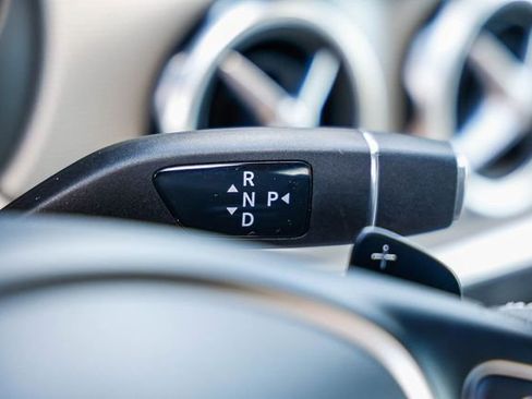 Used 2020 Mercedes-Benz GLA 250 4MATIC image 20