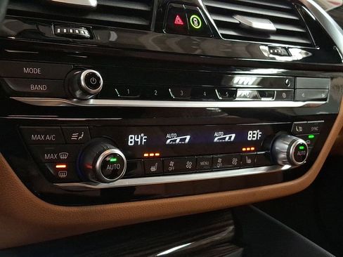 Certified 2023 BMW 530i xDrive w/ Premium Package image 13