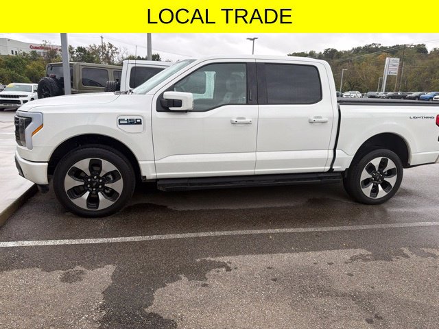 Used 2024 Ford F150 Lightning Platinum AWD/4WD image 4