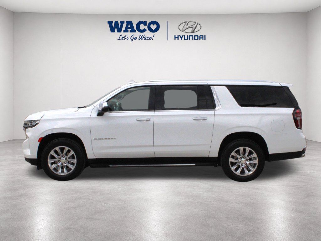 Used 2023 Chevrolet Suburban Premier AWD/4WD image 4
