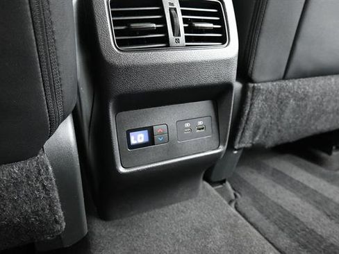 Used 2023 Nissan Rogue SL w/ SL Premium Package FWD image 16