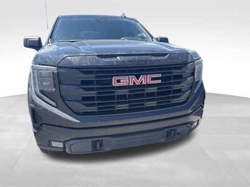 Used 2022 GMC Sierra 1500 Elevation w/ X31 Off-Road Package AWD/4WD image 6