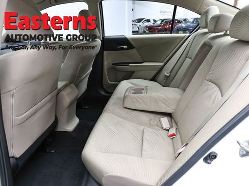 Used 2015 Honda Accord LX image 21