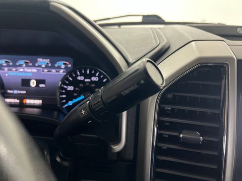Used 2019 Ford F250 Lariat w/ Lariat Ultimate Package AWD/4WD image 15