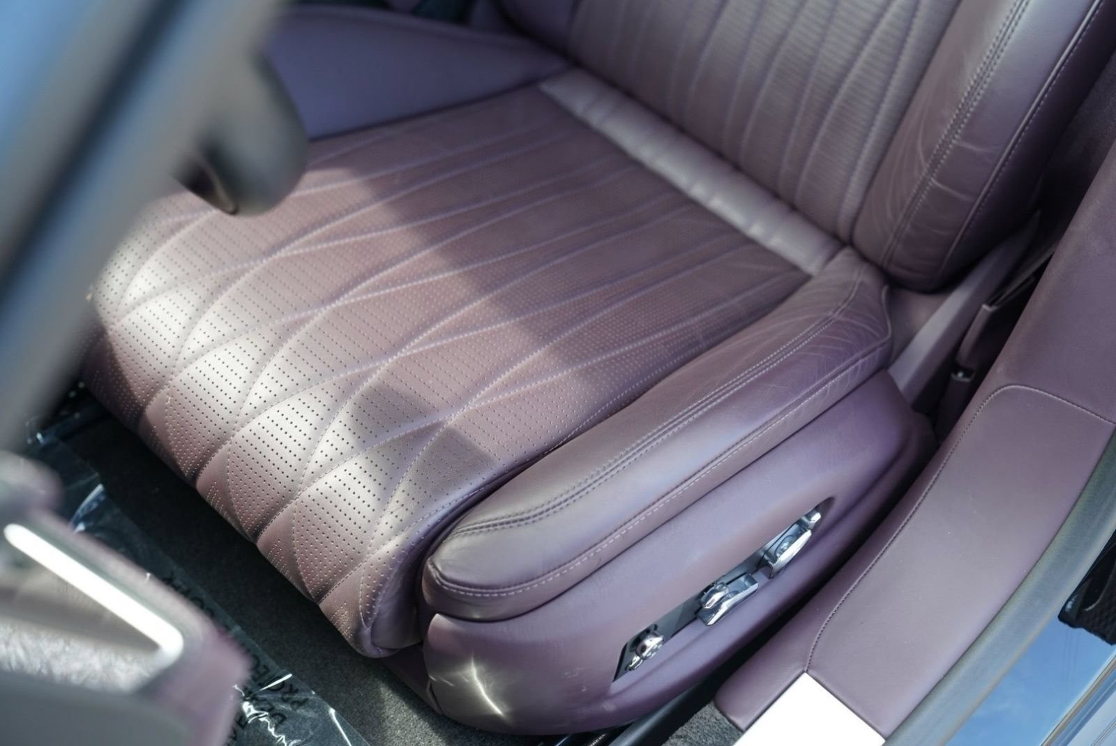 Used 2023 Bentley Flying Spur S V8 AWD/4WD image 26