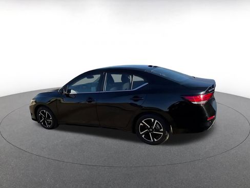 Used 2025 Nissan Sentra SV image 10