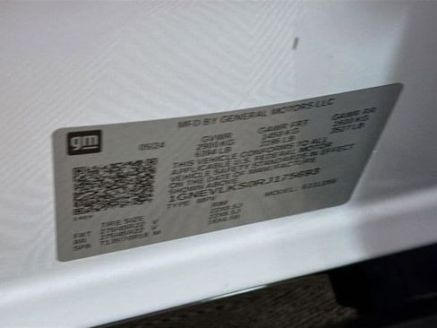 Used 2024 Chevrolet Traverse RS image 36