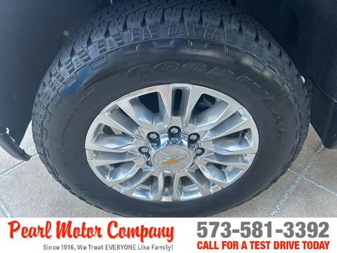 Certified 2023 Chevrolet Silverado 2500 High Country image 8