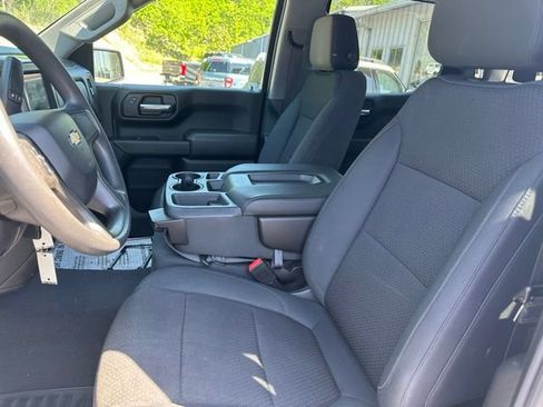 Used 2019 Chevrolet Silverado 1500 Custom w/ Custom Value Package AWD/4WD image 21