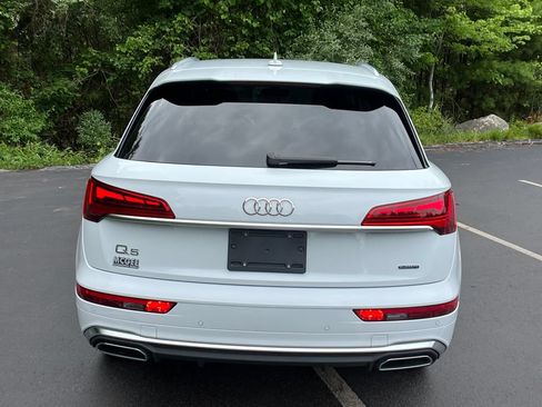 Used 2023 Audi Q5 2.0T Premium w/ Convenience Package AWD/4WD image 4
