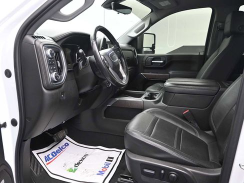 Used 2023 GMC Sierra 2500 Denali w/ Denali Ultimate Package image 9