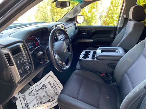 Used 2018 Chevrolet Silverado 1500 LT AWD/4WD image 31