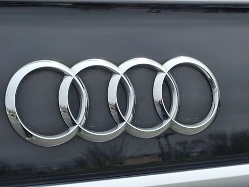 Certified 2022 Audi Q5 2.0T Prestige AWD/4WD image 32